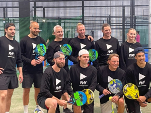 Europas första inomhusanläggning för poptennis invigd